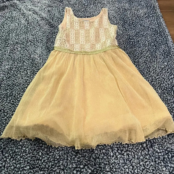 Elisa B. - Gold Sparkly Girls Dress - Size 12 - Picture 3 of 9